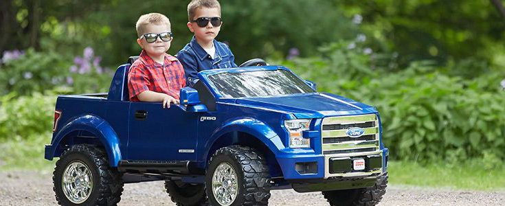 Bästa elbil för två barn (Eldriven 2 sits bil)