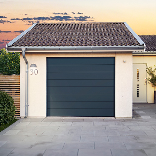 motordriven garageport