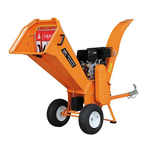 Flismaskin med dragstång och elstart - 15hk (Bästa flismaskin 2022 - Bäst i test)