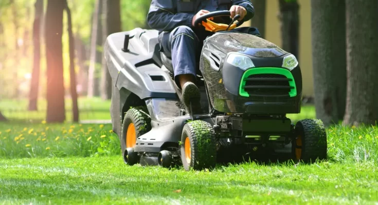 Bästa Batteri Åkgräsklippare (Bäst i test) - Batteridriven