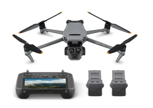DJI Mavic 3 Pro RC Fly More Combo