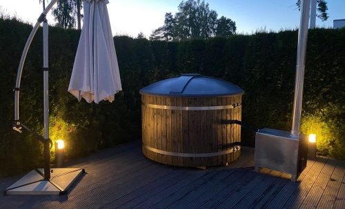 Badtunna för 4-6 personer (Bästa billiga vedeldade badtunna)